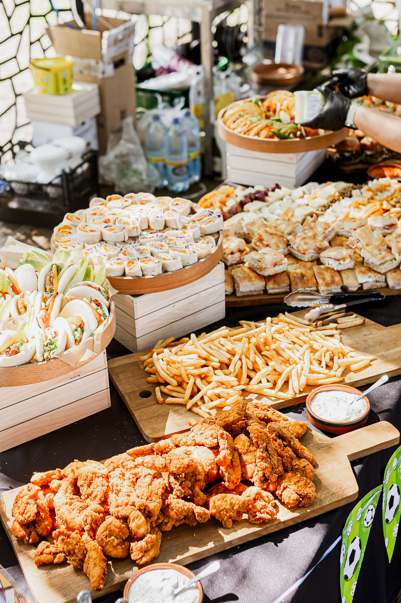 BOX MIX it 10-12 persoane - imagine 4